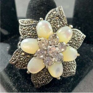Vintage Mother of Pearl & CZ Sterling Silver Ring
